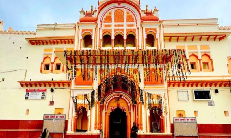 TRIP TO ORCHHA FROM KHAJURAHO - Pickup and Drop-off Locations