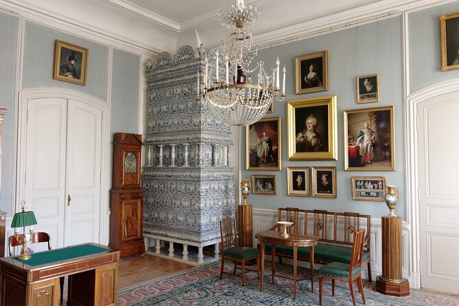 Trip to Rundale Palace & Bauska Castle From Riga - Booking Policies