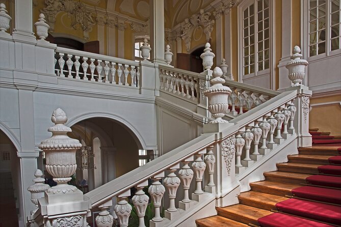 Trip to Rundale Palace & Bauska Castle From Riga - Exploring Bauska Castle