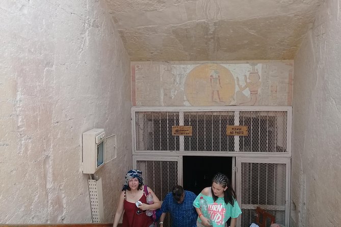 Trip to Valley of the Kings From Hurghada Small Group - Tour Overview
