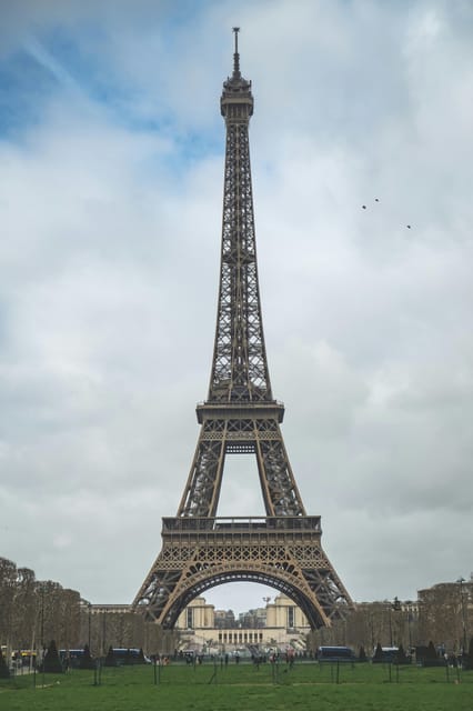 Trocadéro and Champs De Mars Imaginary Experience - Accessibility and Experience