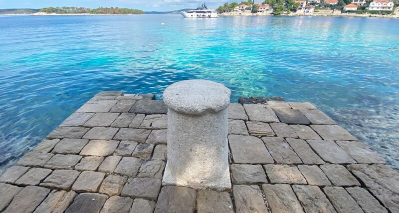 Trogir: Blue Lagoon, Maslinica, and Solinska Bay Boat Tour - Solinska Bay Adventure