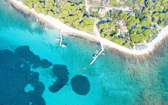 Trogir: Private Speedboat Tour to Blue Lagoon and 3 Islands - Suitability and Limitations