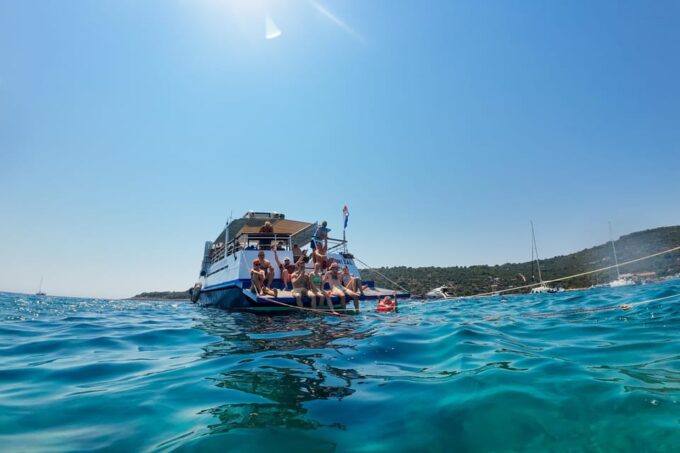 Trogir: Shipwreck - Blue Lagoon All Inclusive Boat Tour - Starting Location