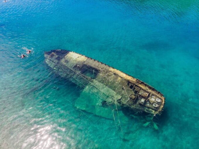 Trogir: Shipwreck - Blue Lagoon All Inclusive Boat Tour - Unlimited Drinks
