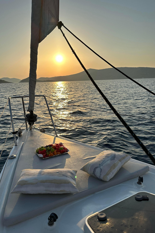 Trogir: Sunset Sailing - Inclusions