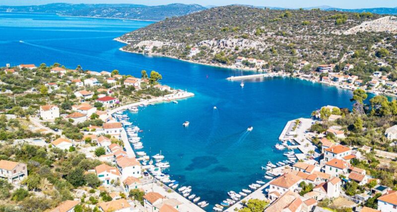Trogir: White Lagoon, Maslinica & Blue Lagoon Speedboat Tour - Good To Know