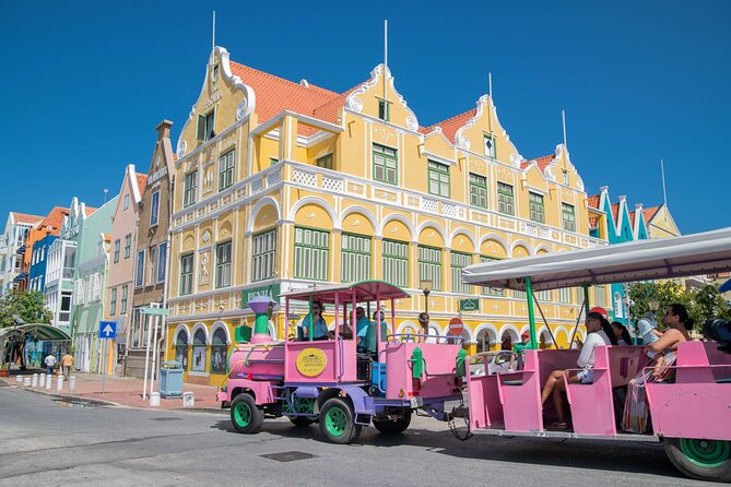 Trolley Train City Centre in Curacao - Overview of the Trolley Train Tour