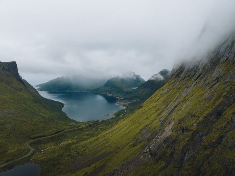 Tromsø: 1-Way Bus and Ferry Transfer To/From Lofoten - Amenities and Features