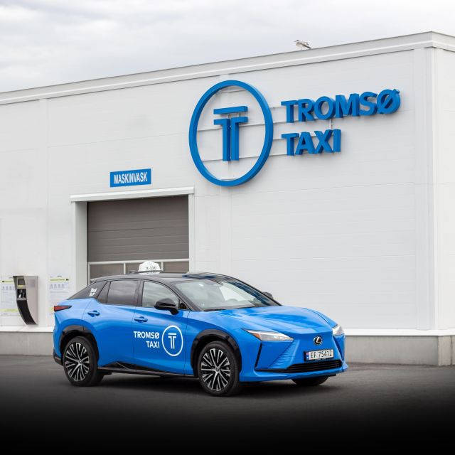 Tromsø Airport (TOS): One-Way Hotel Transfer - 24/7 Support
