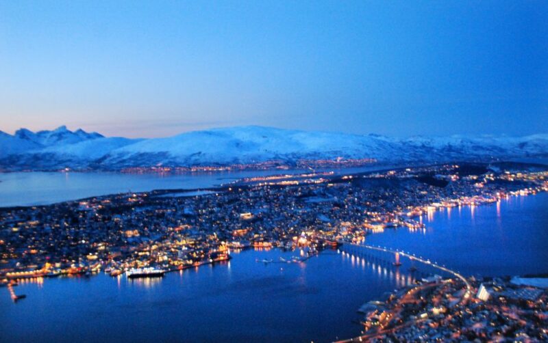Tromsø: Fjellheisen Cable Car Tickets and Transfer - Dining and Refreshments