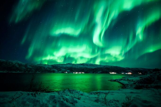Tromsø: Northern Lights Chase Minibus Tour With Campfire - Participation Details