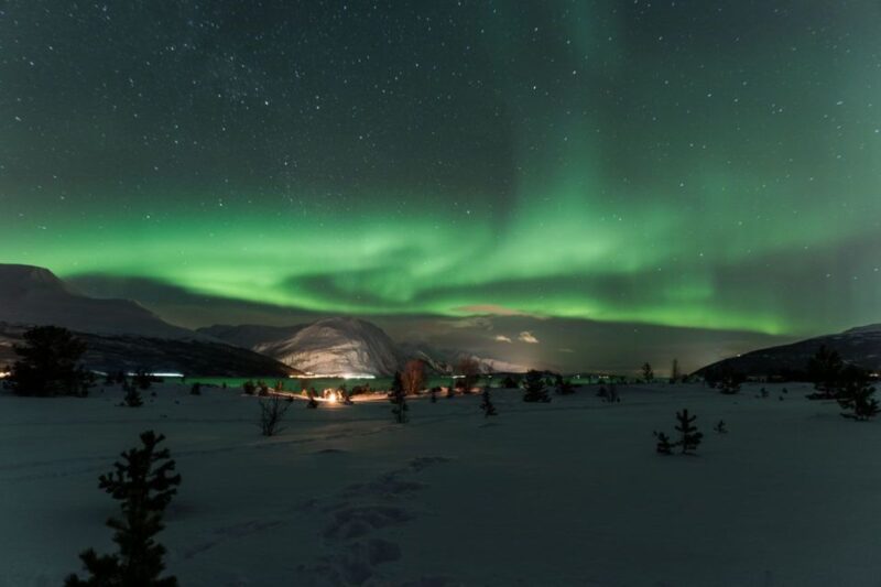 Tromsø: Northern Lights Photography Tour - Included Amenities and Equipment