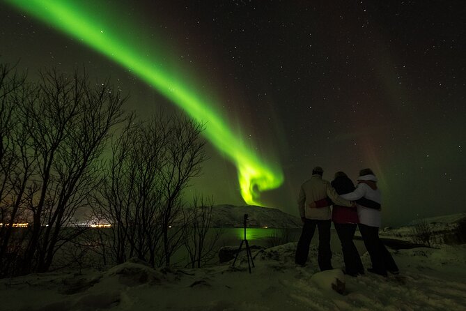 Tromsø Norway - Small Group Aurora Hunt Tour With a Local Guide - Outdoor Exploration