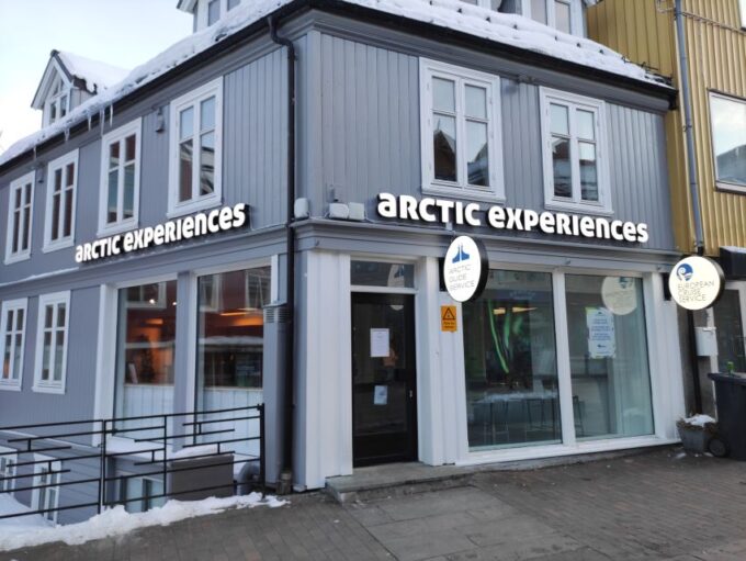 Tromsø: Private City Tour - Local Dining and Nightlife Options