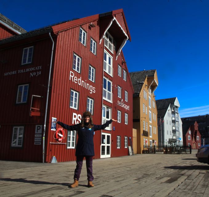 Tromsø: Private City Walk & Culture Experience - Learning About Tromsos History
