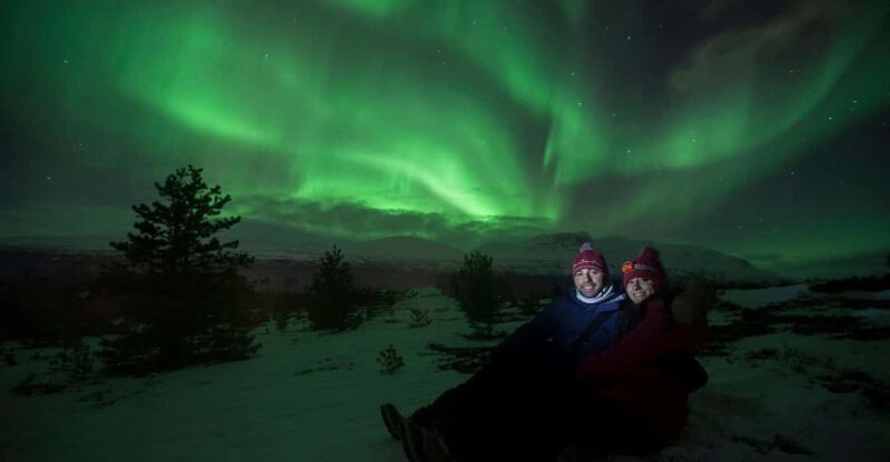 Tromsø: Small Group Northern Lights Hunt - Key Points