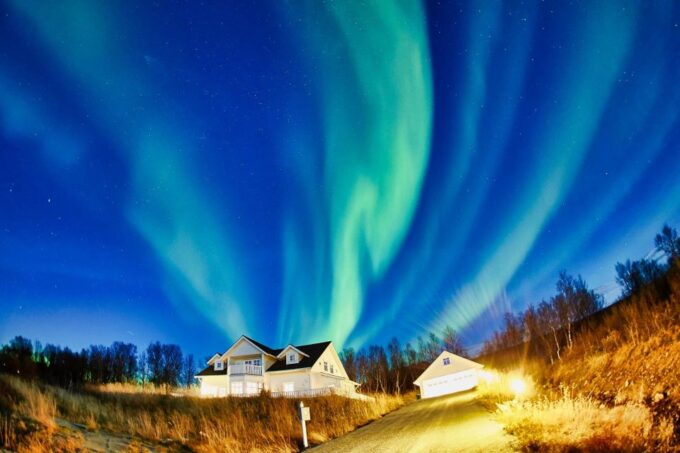 Tromsø: Snowmobile Safari With Aurora Crystal Lavvo Stay - Scenic Snowmobile Tour