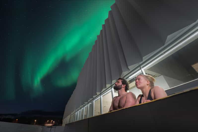 Tromsø: Spa Entry With Bath, Sauna, and Outdoor Heated Pool - Facilities and Activities