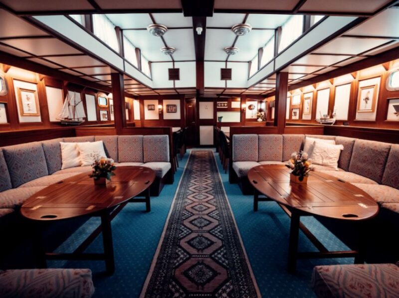 Tromsø:Arctic Fishing & Seafood Fjord Cruise on Luxury Yacht - Key Points