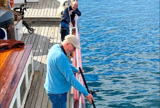 Tromsø:Arctic Fishing & Seafood Fjord Cruise on Luxury Yacht - Dietary Accommodations