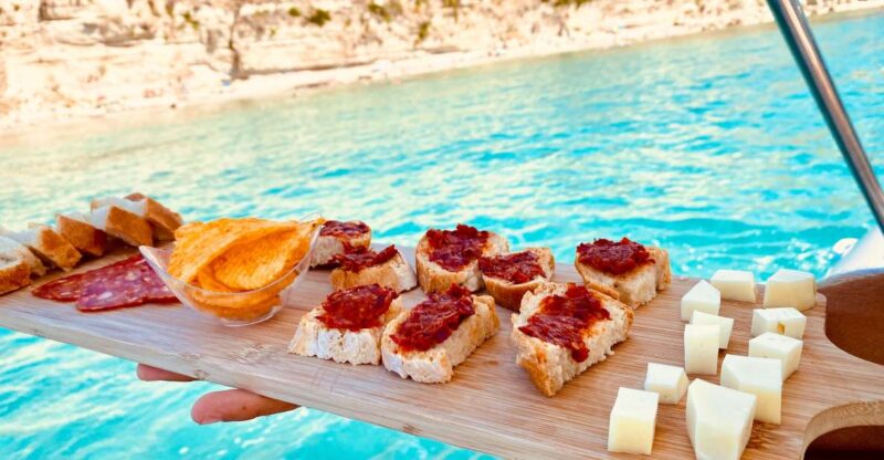 Tropea: Private Boat Rental With Skipper and Snacks - Key Points