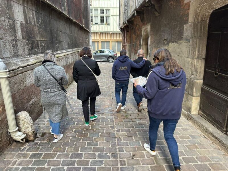 Troyes : Unusual Visit to the Famous Bouchon De Champagne - Key Points