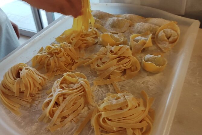 Truffle Hunting: Guided Tour and Pasta Cooking With Lunch - Delving Into Local Traditions