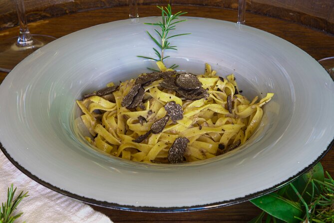 Truffle Hunting & Truffle Cooking Class - Pairing Truffles With Wine