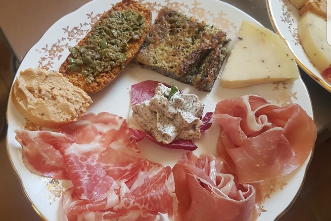 Truffle Hunting With Food Tasting - Participant Information and Restrictions