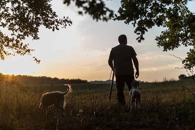 Truffle Lunch & Hunting Experience in San Gimignano - Participant Information