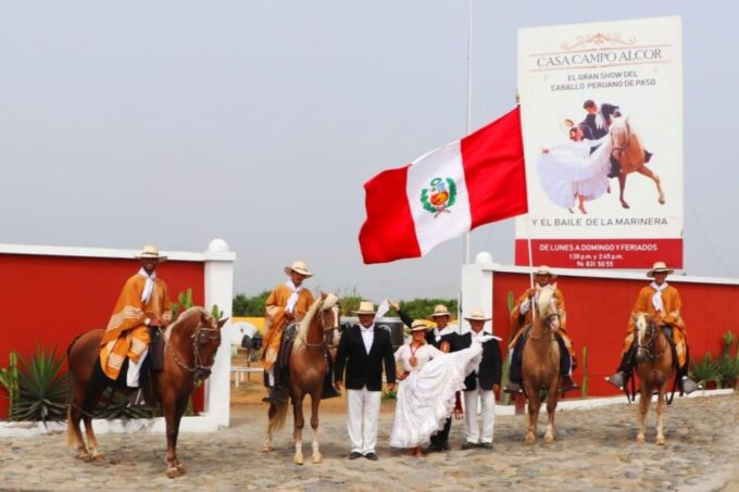 Trujillo: Chan Chan + Walking Horses + Huanchaco |Entrance| - Exclusions