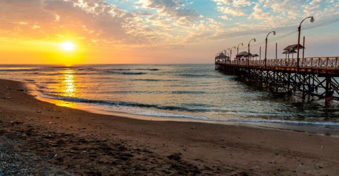 Trujillo: Chan Chan + Walking Horses + Huanchaco |Entrance| - Important Considerations