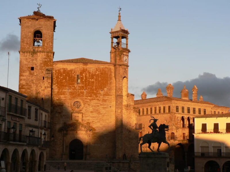 Trujillo :Sunset Guided Visit the Sunset Collector. - Experience Highlights
