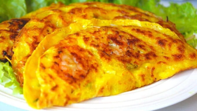 Try The Delicous Food With A Local Tour Guide By Car/Scooter - Navigating the City Landscape