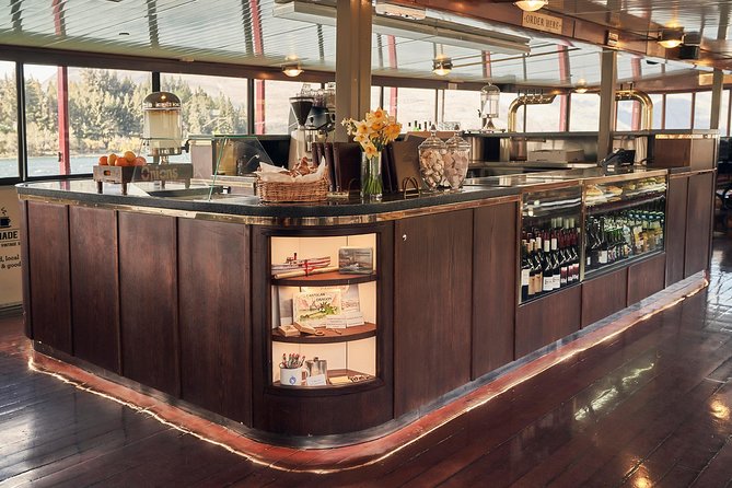 TSS Earnslaw Lake Wakatipu Steamship Cruise From Queenstown - Getting to the Cruise Departure