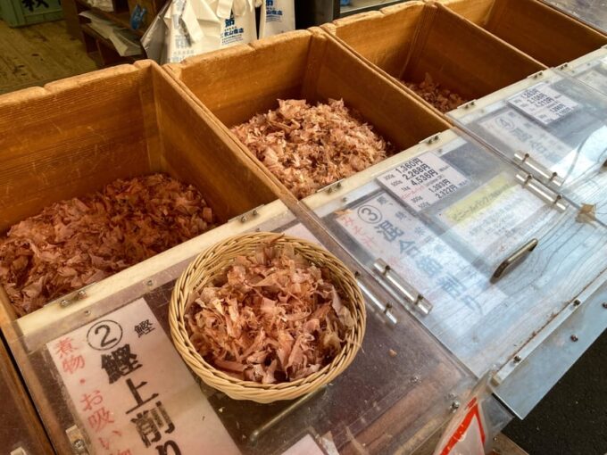 Tsukiji Fish Market Culture Walking and Food Tour - Sample Local Street Foods and Lunch