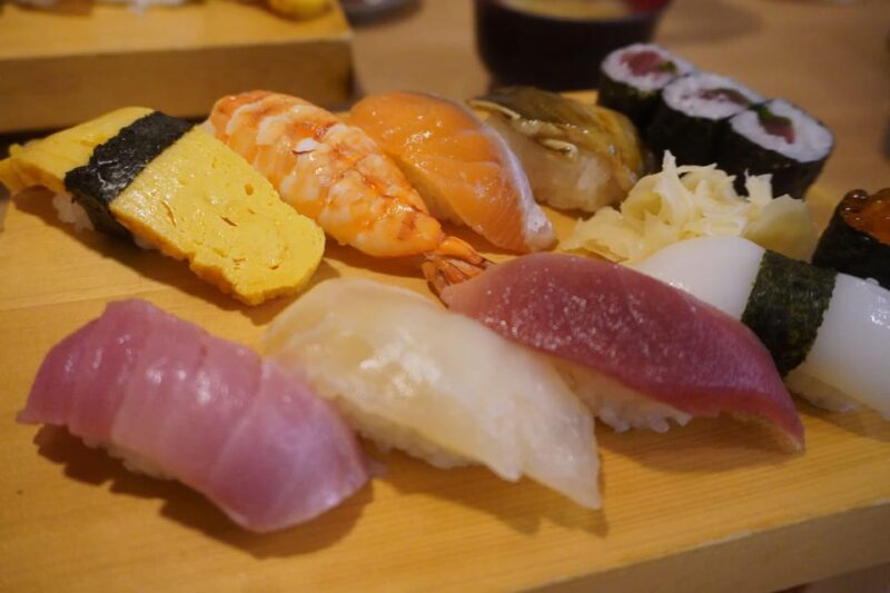 Tsukiji Market Foodie Tour: Enjoy Seafood, Sushi, and Sake - Itinerary and Highlights
