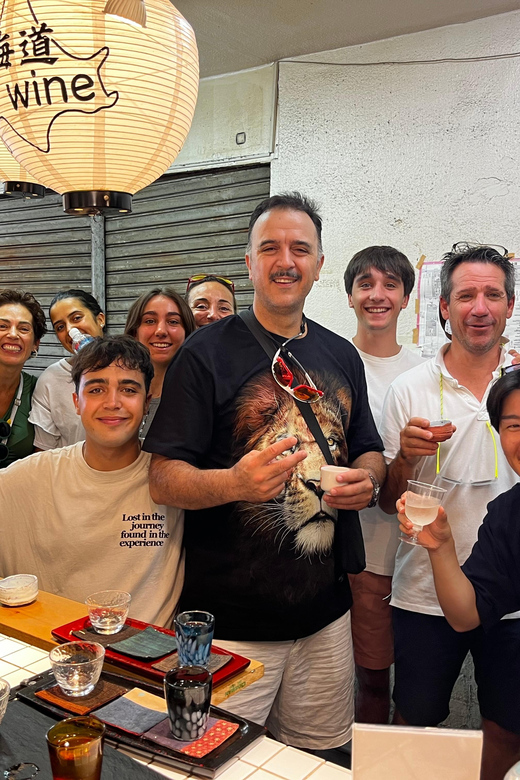 Tsukiji Market Foodie Tour: Enjoy Seafood, Sushi, and Sake - Key Points