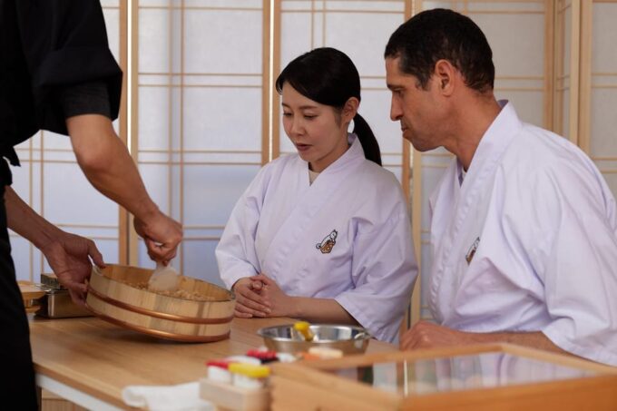 Tsukiji:Tokyo Omakase Sushi Class - Personalized Instruction and Cultural Insights
