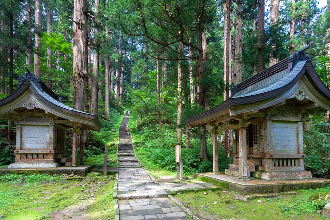 Tsuruoka & Dewa-Sanzan Full-Day Private Tour With Government-Licensed Guide - Transportation Details