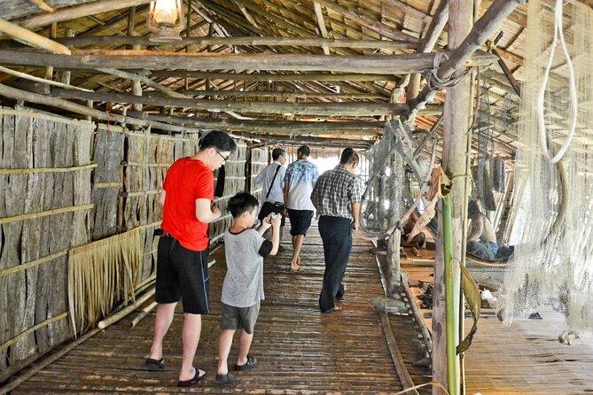 Tuaran Market, Temple, Bridge & Rungus Longhouse Fr Kota Kinabalu - Admiring Tuarans Picturesque Scenery