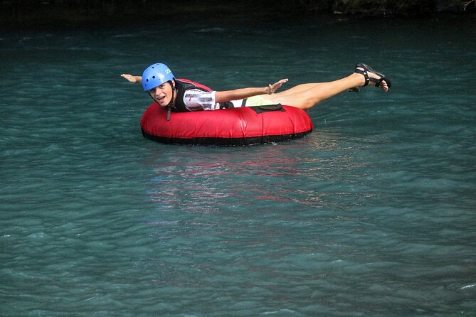 Tubing in Rio Celeste - Guided Expertise and Professionalism