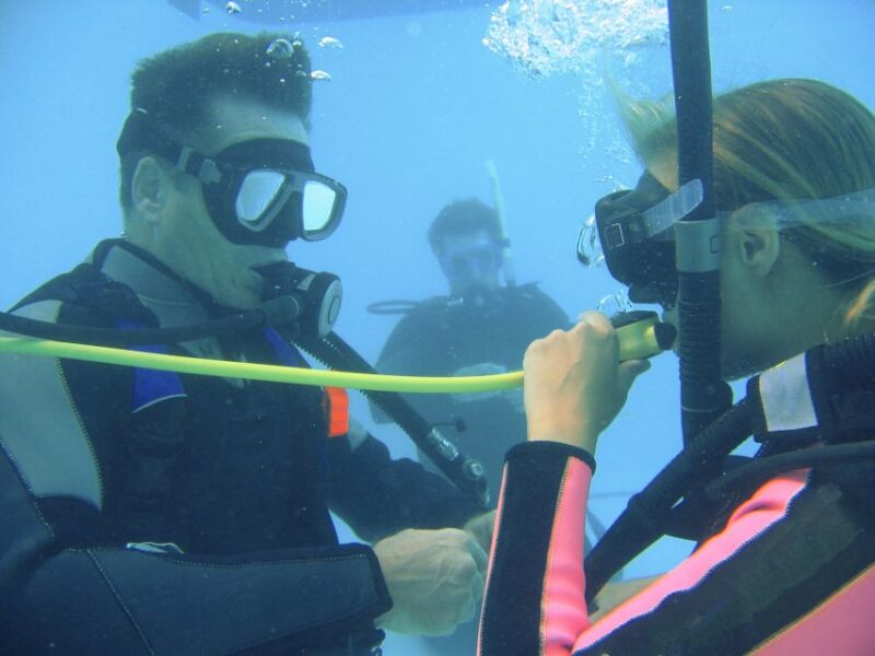 TučEpi: Adriatic Sea Diving Lessons With Guided Dive & Gear - Dive Site and Duration
