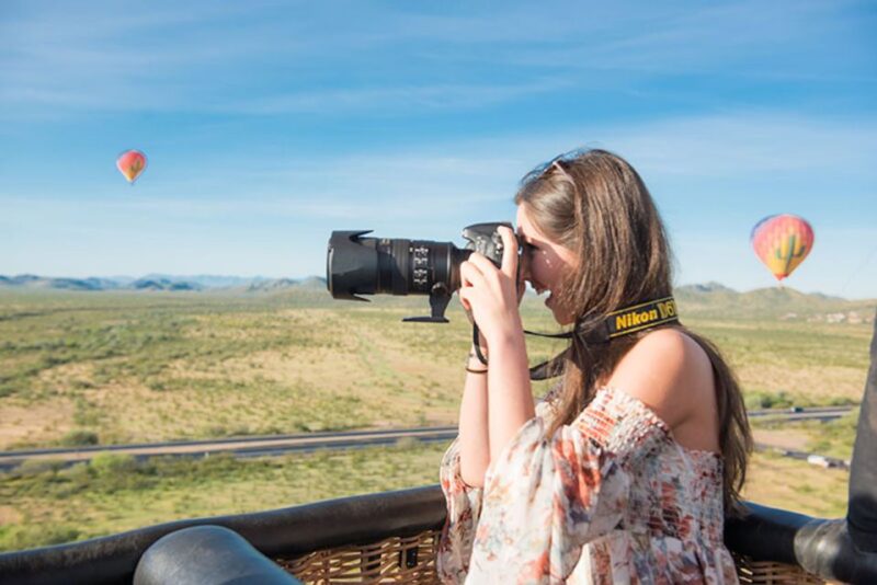 Tucson: Hot Air Balloon Ride With Champagne and Breakfast - Pilot-Guided Narration