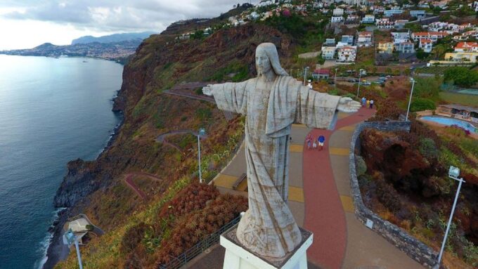Tuk Tuk Cristo Rei - Madeira Island - Panoramic Views