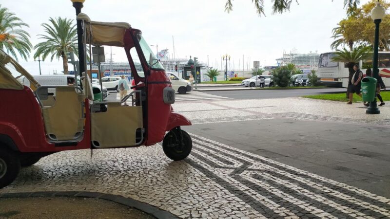 Tuk Tuk Funchal CR7 - Madeira Island - Insider Ronaldo Facts