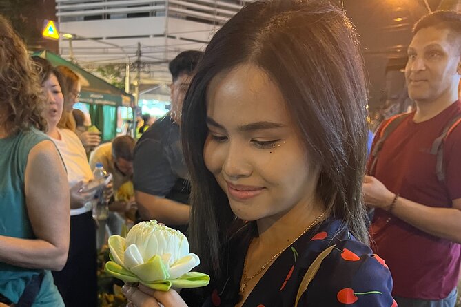 Tuk-Tuk Private Tour in Bangkok by Night With Chinatown Meal - The Grand Palace Impression