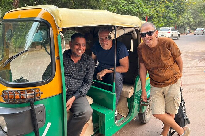 Tuk Tuk Tour of Taj Mahal With Experienced Driver - Operational Hours