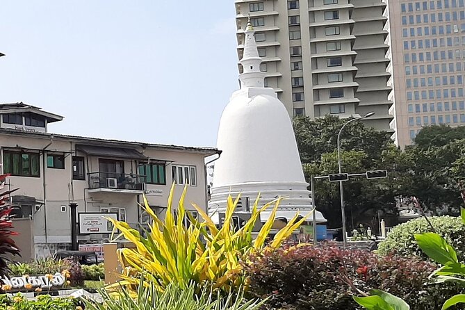 Tuk Tuk Tour to Colombo City From Colombo Port Passenger Terminal - Exploring Colombo City